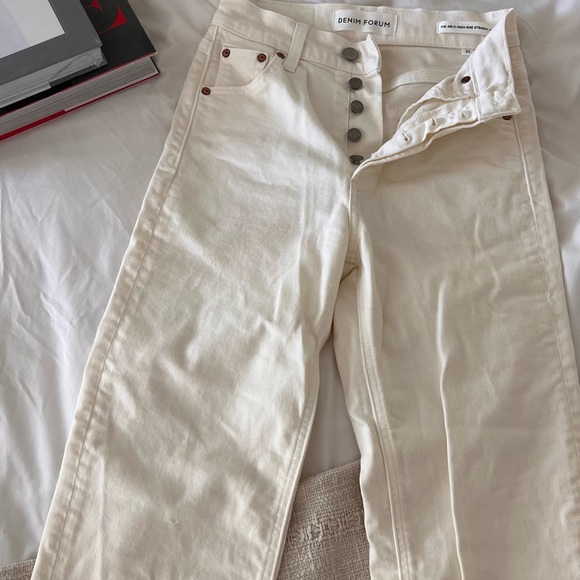 Denim Forum Women's Off-White Straight Leg Jeans - Picture 1 of 4